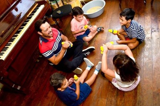 Atividades complementares. Programa Teia resgatou o Pequeno Cidadão, que atende crianças no contraturno escolar