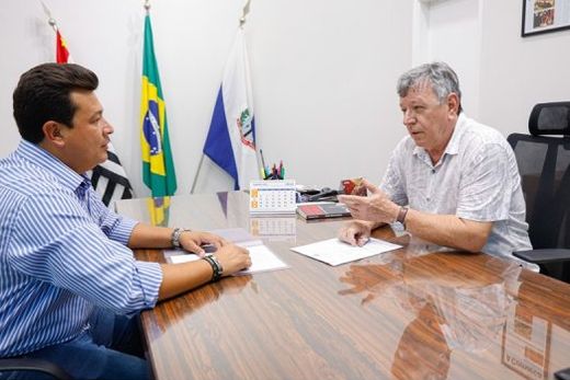 Diego e Cido. Vice-prefeito assumiu a Secretaria de Desenvolvimento Econômico