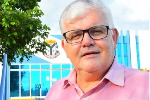 Ademir de Souza. "A sociedade necessita saber quais medidas podem ser tomadas para gerar emprego, renda e qualificação da mão de obra"