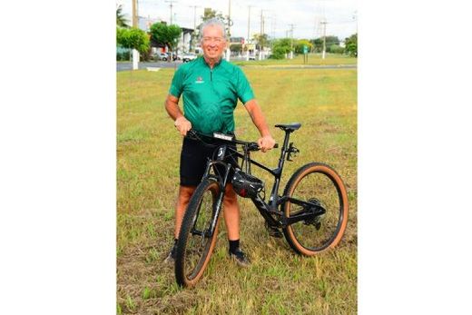 'Super Beto'. Marcas impressionantes mostram que, em 2023 e 2024, ele superou Adrie van der Poel, ex-ciclista profissional renomado mundialmente