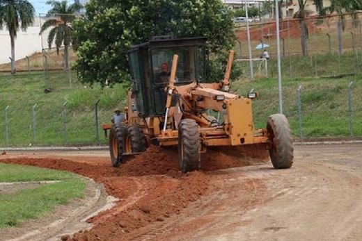 Pista de atletismo passa por reforma