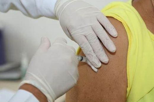 Associados e seus dependentes que ainda não foram imunizados podem tomar a vacina das 8h às 12h desta quinta