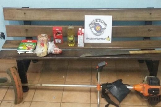 Ladrão furta residência, agride policiais e vai preso