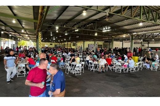 No Lar São Vicente de Paulo. Confraternização reuniu cerca de 1.000 pessoas