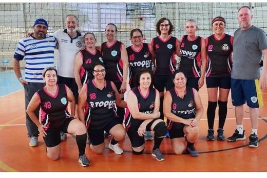 Destaque. Equipe Feminina de Vôlei Adaptado 60+ conquistou a medalha de bronze