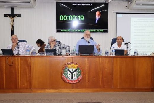 Paulo Bernardi. "É um absurdo que agentes públicos que cometem atos graves contra o interesse coletivo sejam 'punidos' com aposentadorias generosas"