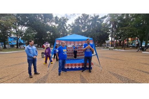 Na praça central. Sorteio ocorreu na manhã deste sábado (21)