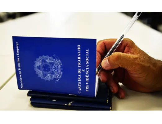 Oportunidade. Vagas estão disponíveis no PAT
