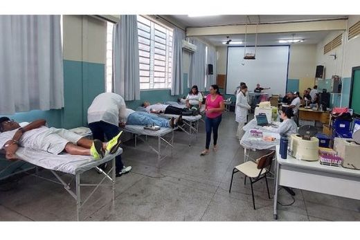 Serviço. O Hemonúcleo de Jaú operou com sete macas e as doações foram agendadas das 7h30 às 10 horas do sábado (21), na EM 'Adelino Bordignon'