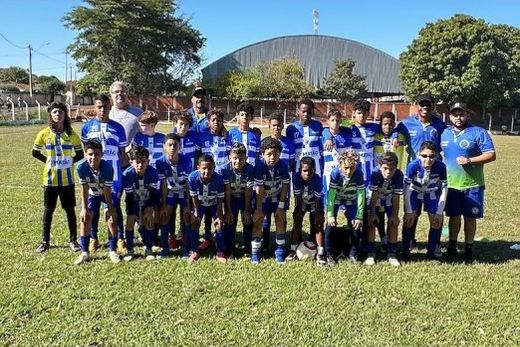 A equipe Sub-12. Título foi conquistado após uma campanha de destaque na competição