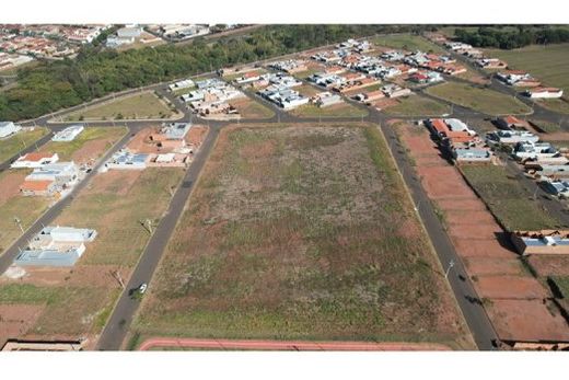 A área. Futura sede da Fatec-Matão será construída em um terreno de 27,5 mil metros quadrados, doado pela Prefeitura, localizado no Residencial Las Palmas