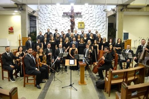 A Orquestra Jovem. Grupo reafirmou seu compromisso com a democratização da música erudita e a valorização dos espaços comunitários como palcos da arte