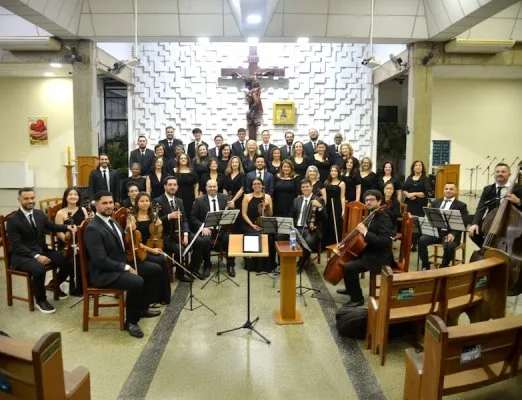 A Orquestra Jovem. Grupo reafirmou seu compromisso com a democratização da música erudita e a valorização dos espaços comunitários como palcos da arte