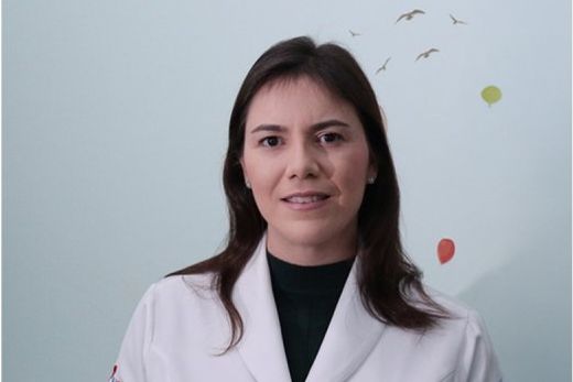 Dra. Rafaela de Sá Sousa. "A amamentação exclusiva até o sexto mês de vida é fundamental para o crescimento e desenvolvimento saudável"