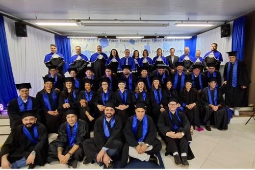Formandos são da 8ª turma do curso superior de Análise de Processos Agroindustriais e da 1ª turma do curso superior de Tecnologia em Desenvolvimento de Software Multiplataforma