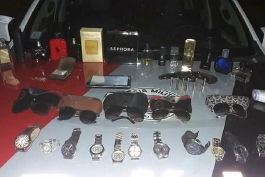 Homem é preso com dezenas de produtos furtados