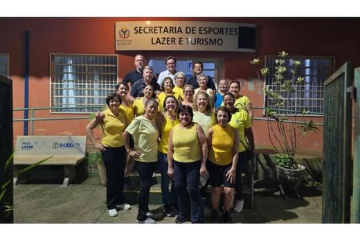 Mova-se. Projeto tem como objetivo estimular a prática de exercícios físicos e a convivência social de pessoas de todas as idades