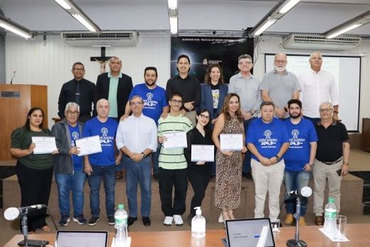 No plenário da Câmara. Homenagem aconteceu no último dia 22