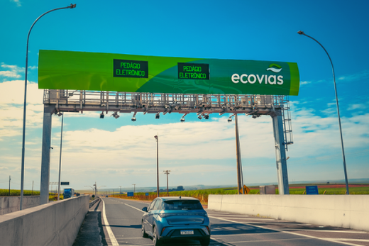 Em um ano, mais de 4,3 milhões de veículos passaram pelos pórticos, gerando economia superior a 65 mil horas de viagem