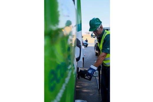 B100 é uma alternativa mais sustentável ao diesel fóssil tradicional