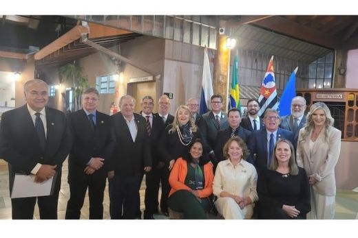 Na Estação da Quinze. Recepção dos integrantes do Rotary Club de Matão Terra da Saudade ao governador Rafael Ferreira