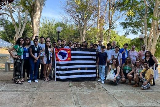 Em Brasília. Giovanni de Oliveira se juntou aos demais jovens e professores da Delegação do Estado de São Paulo
