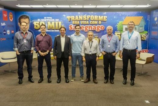 Diretoria do Savegnago Supermercados presente no lançamento da campanha de final de ano 2025