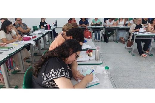 Encontro teve como foco o aprofundamento das práticas pedagógicas relacionadas à linguagem, leitura e escrita