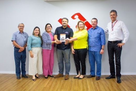 Representantes da Baldan e Fiesp durante cerimônia de adesão do programa