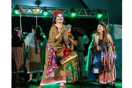 Cena de 'A Rua da Amargura'. Obra consagrada une música, teatro e poesia para retratar a vida, a paixão e a esperança presentes na trajetória de Cristo
