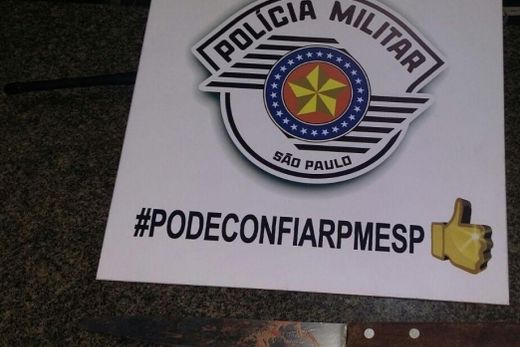 Faca utilizada no crime