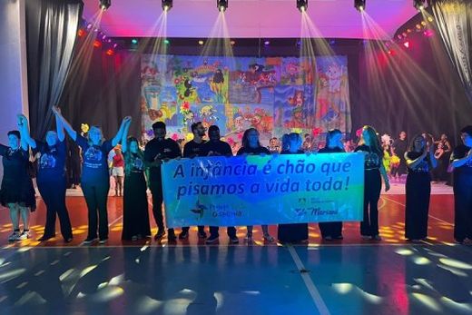 No Ginásio de Esportes Décimo Chiozzini. Espetáculo encerrou o ano com uma celebração vibrante de talento, sensibilidade e consciência social