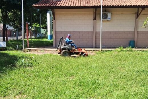 Ação faz parte do cronograma anual de cuidados com os espaços públicos