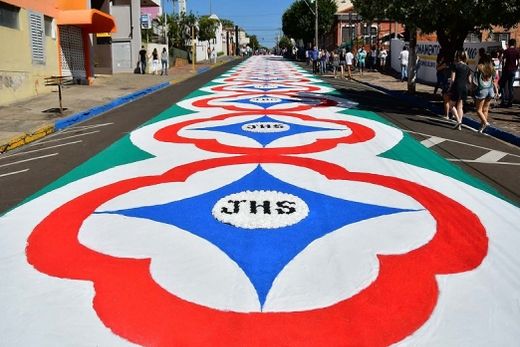 Matão celebra 70 anos de Corpus Christi