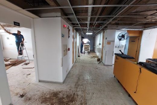 Em obras. Durante a reforma, os pacientes do setor de Apartamentos – no terceiro andar do Bloco A – passam a utilizar o segundo andar do prédio, denominado Posto D