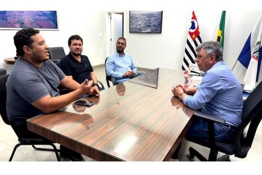 No comando das equipes. Wesley Caetano, Enio Langhi, Orivaldo Reguin (Faro) e o prefeito Cido Ferrari