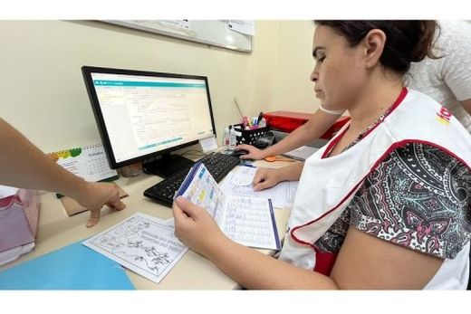 Condição. A aplicação do imunizante ocorrerá somente após a solicitação dos pais ou responsáveis e a avaliação das condições clínicas da criança