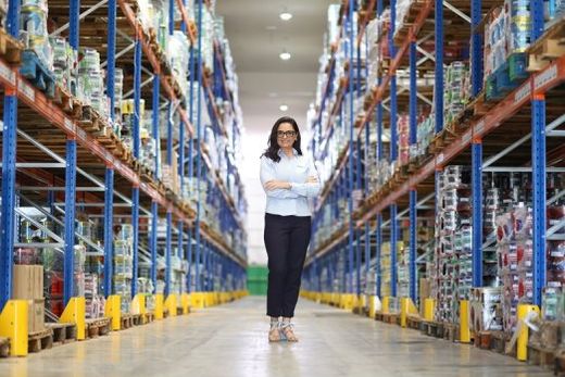 Kelly Diniz, CEO da Brasilux Tintas