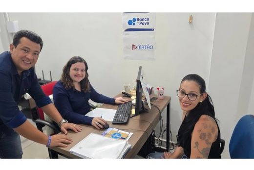 Atendimento. Linhas de crédito contemplam tanto capital de giro quanto investimento fixo, possibilitando a aquisição de máquinas e melhorias na estrutura do negócio