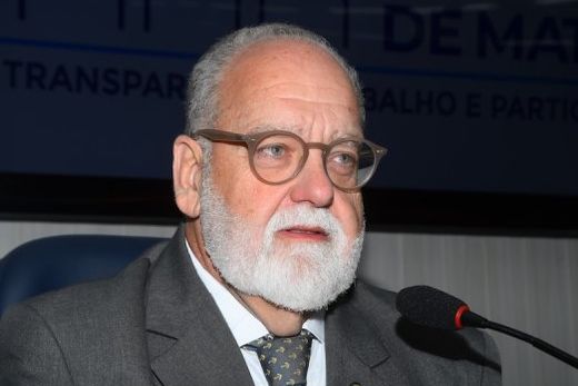 Paulo Bernardi. "Entendi que posso continuar contribuindo como vereador, sem a sobrecarga e a intensidade que o cargo de presidente da Câmara exige"