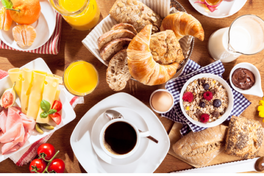 Café da manhã especial em comemora o mês da mulher