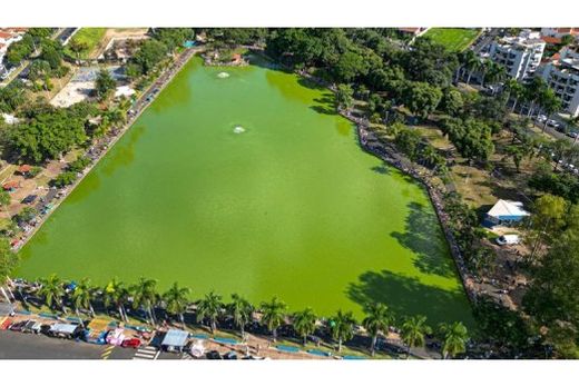 Lago recebeu grande público, reunindo adultos, jovens e crianças