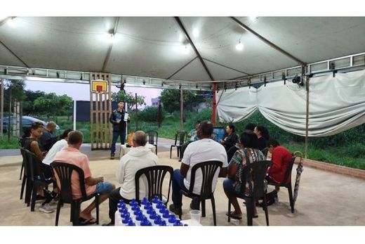 Equipe da Águas de Matão explicou que atitudes como o descarte de óleo de cozinha na pia e a ligação de água de chuva na rede de esgoto sobrecarregam o sistema de saneamento