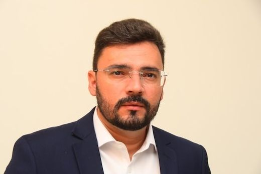 Marcel. "Participem! Tragam suas famílias, seus amigos"