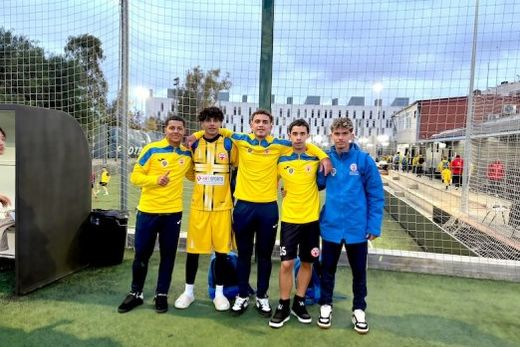 Na Espanha. Pedro Anastácio, Gabriel Gonçalves, Richard Almeida, Victor Augusto e Derli Junior; Felipe Bernardo também integrou o grupo