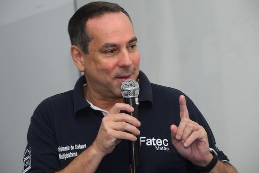 Marcelo Picchi. "A Fatec-Matão possui convênio técnico-educacional com a Antoniosi, Baldan, Brasilux, Marchesan, Predilecta, Programmers e Supley"
