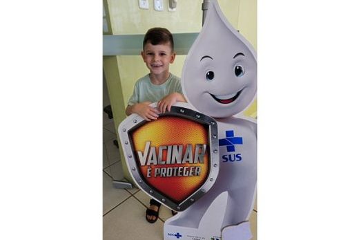 Vacinação contra a gripe. Desde o início da campanha, 2.716 pessoas já foram imunizadas