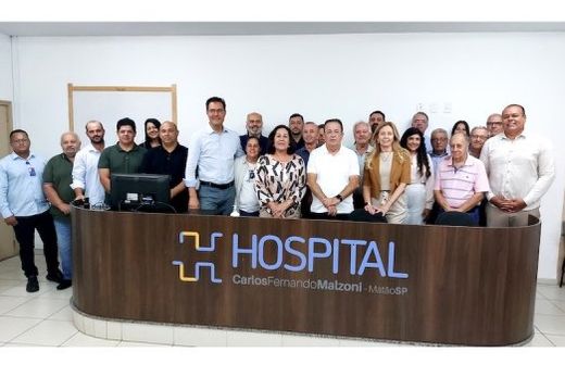 Forte atuação regional. Hospital recebeu a visita de dois deputados, prefeitos e representantes de dez municípios, assessores e lideranças