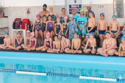 Um domingo diferente. Houve a entrega de medalhas para cada aluno participante