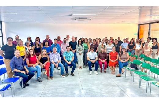Participantes. Encontro reuniu gestores das áreas de Educação; Desenvolvimento Social e Cidadania; Saúde; Esporte, Lazer e Juventude; Meio Ambiente e Desenvolvimento Sustentável; Justiça, além de enti